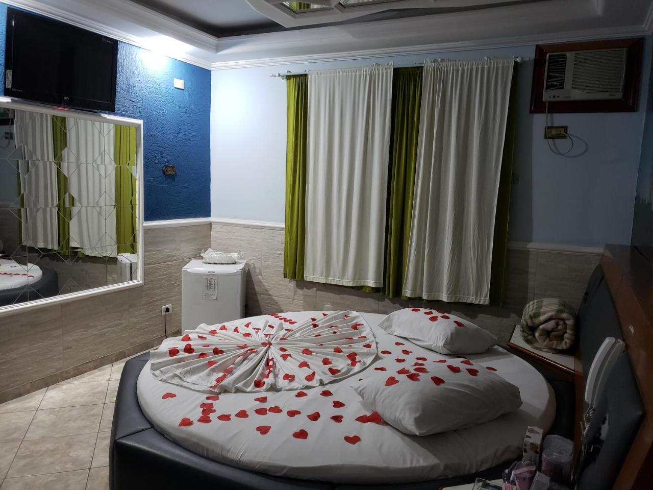 Mont Blanc Gru Love hotel Guarulhos