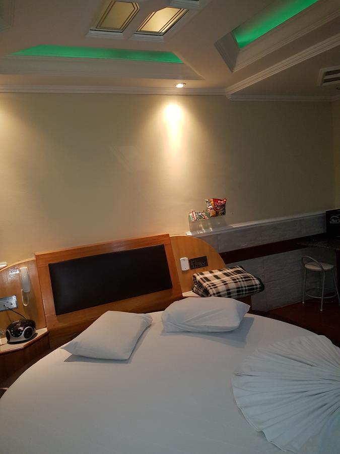 Love hotel Mont Blanc Gru 3*